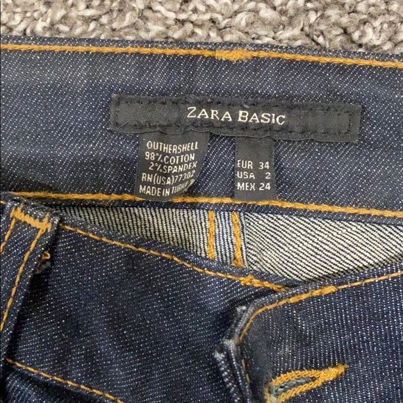 Zara Perfect Basic Dark Denim Jeans - Picture 3 of 4